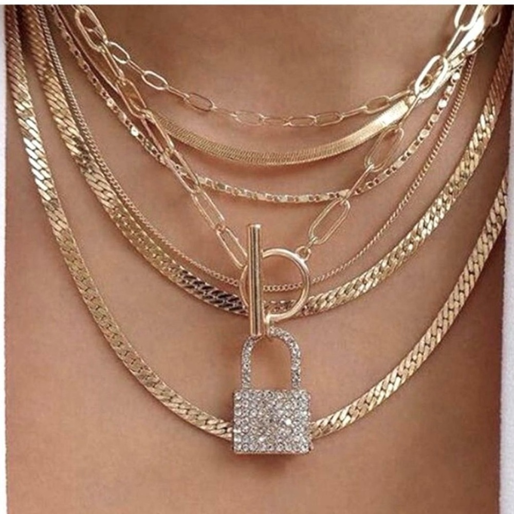 Chargances Gold Snake Bone Open Lock Chain Necklace